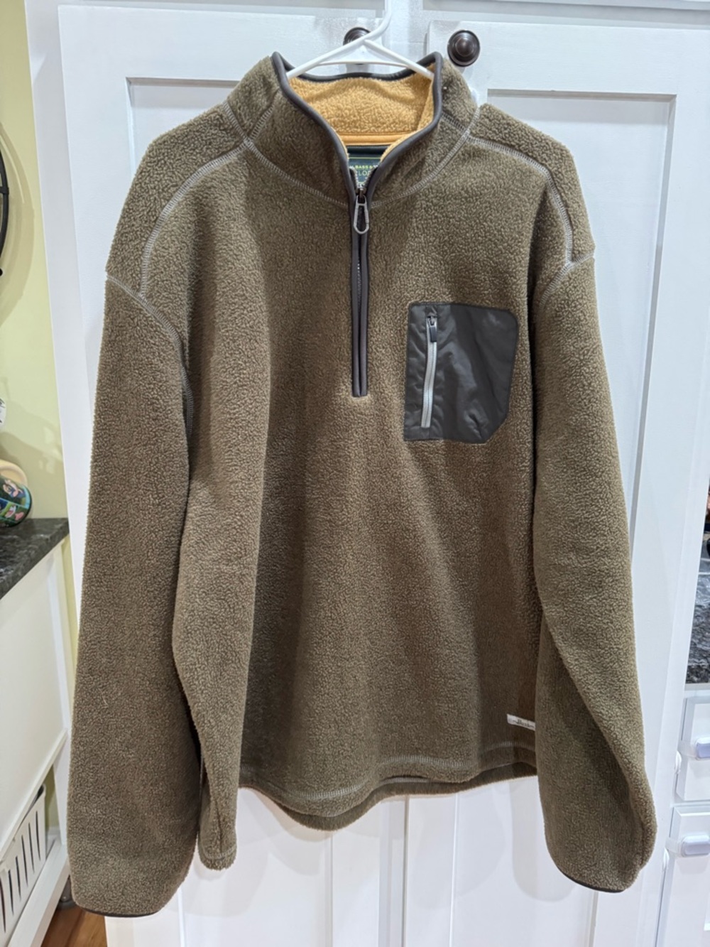 G.H. Bass & Co. Olive Green Zip-Up Fleece Pullover